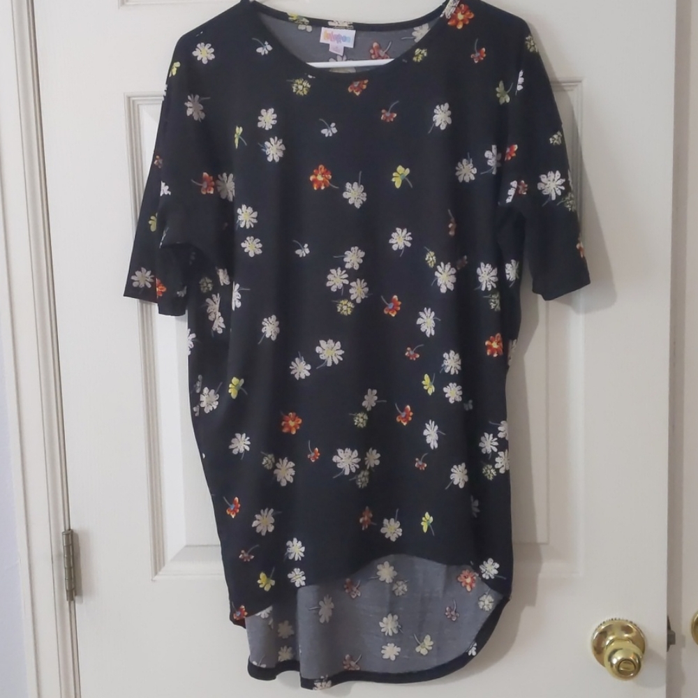 LuLaRoe Irma Top